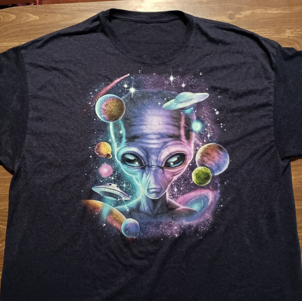 TRIPPY ALIEN T-SHIRT - 2XL // Psychedelic Cosmic tee shirt - Picture 4 of 7